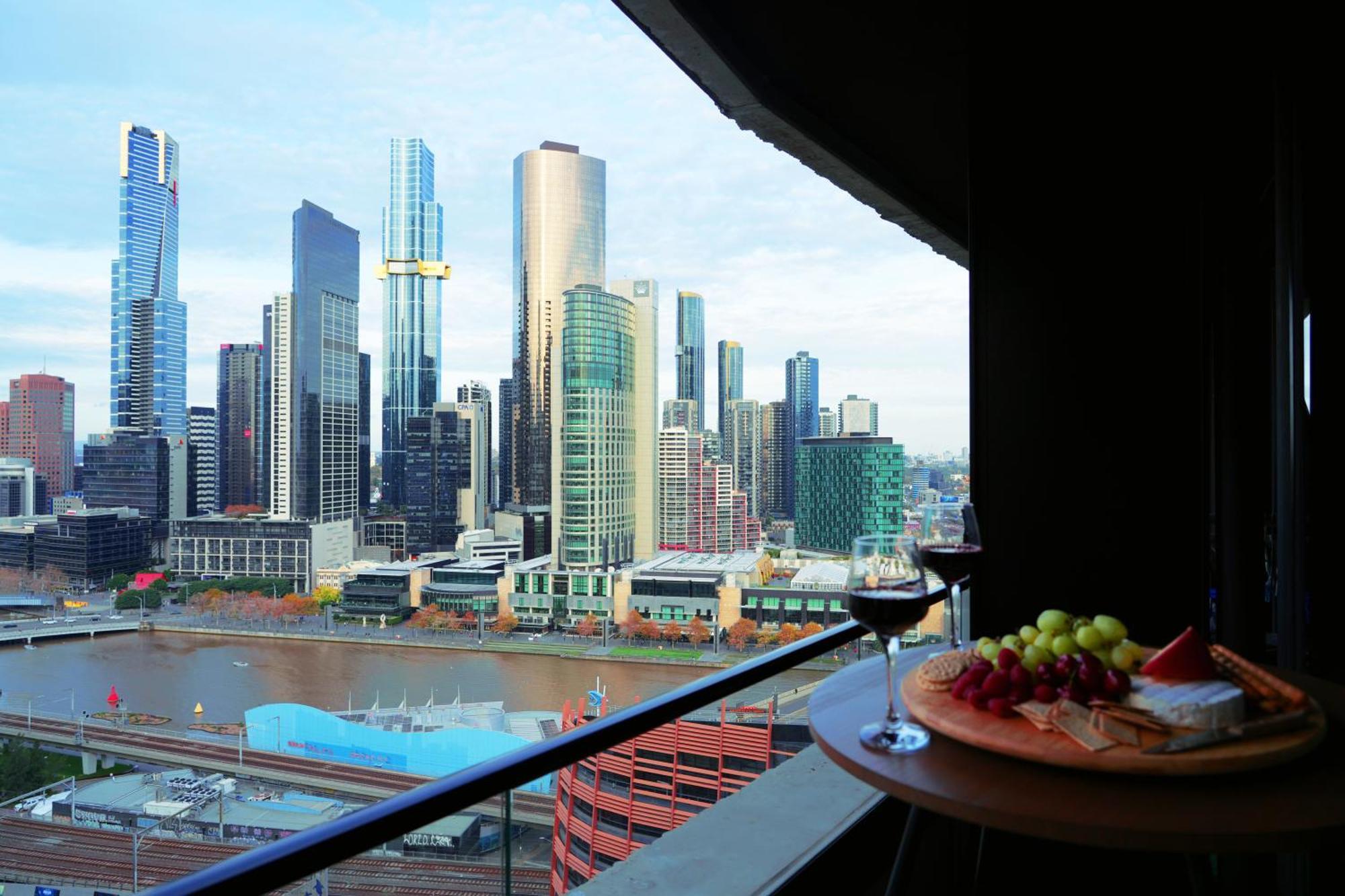 Aura On Flinders Serviced Apartments Melbourne Exterior foto